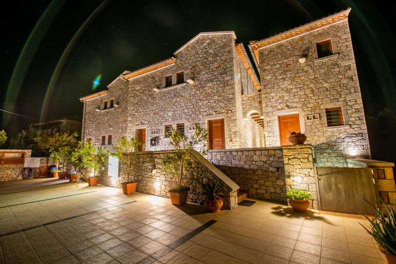 Mani Houses Selinitsa Art Koloveas Agios Nikolaos  Exterior foto